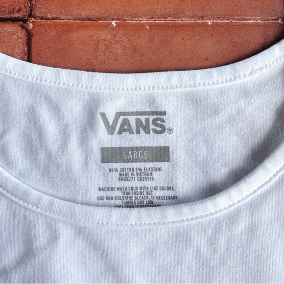 Sz L Vans Checkerboard Fitted Crop Tank Top In Black / White Cotton Jersey NWOT - Picture 4 of 4